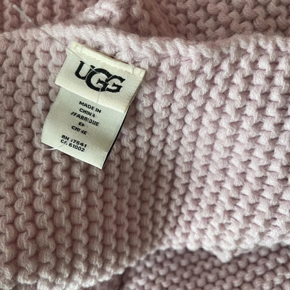 NEW UGG Women's Chunky Knit Scarf with Fringe
